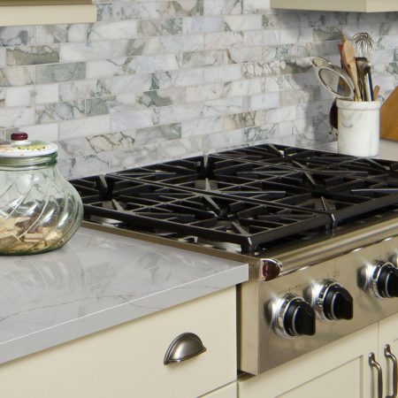 calacatta-prado-quartz-countertop-kitchen-1389